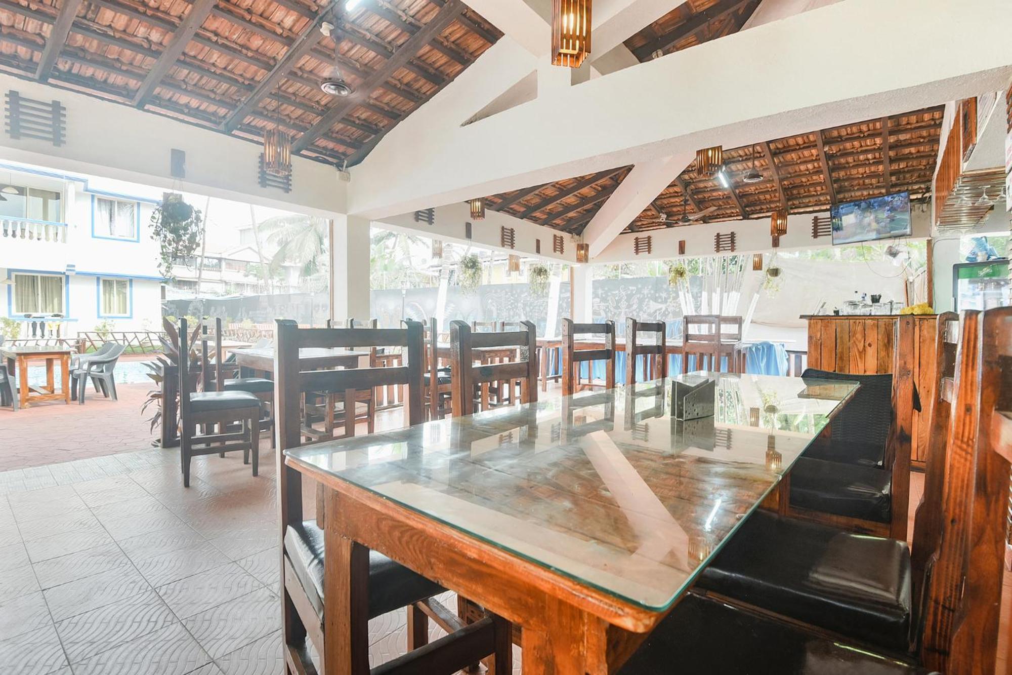 Fabhotel Grand Royal Palms - Nr Hotel