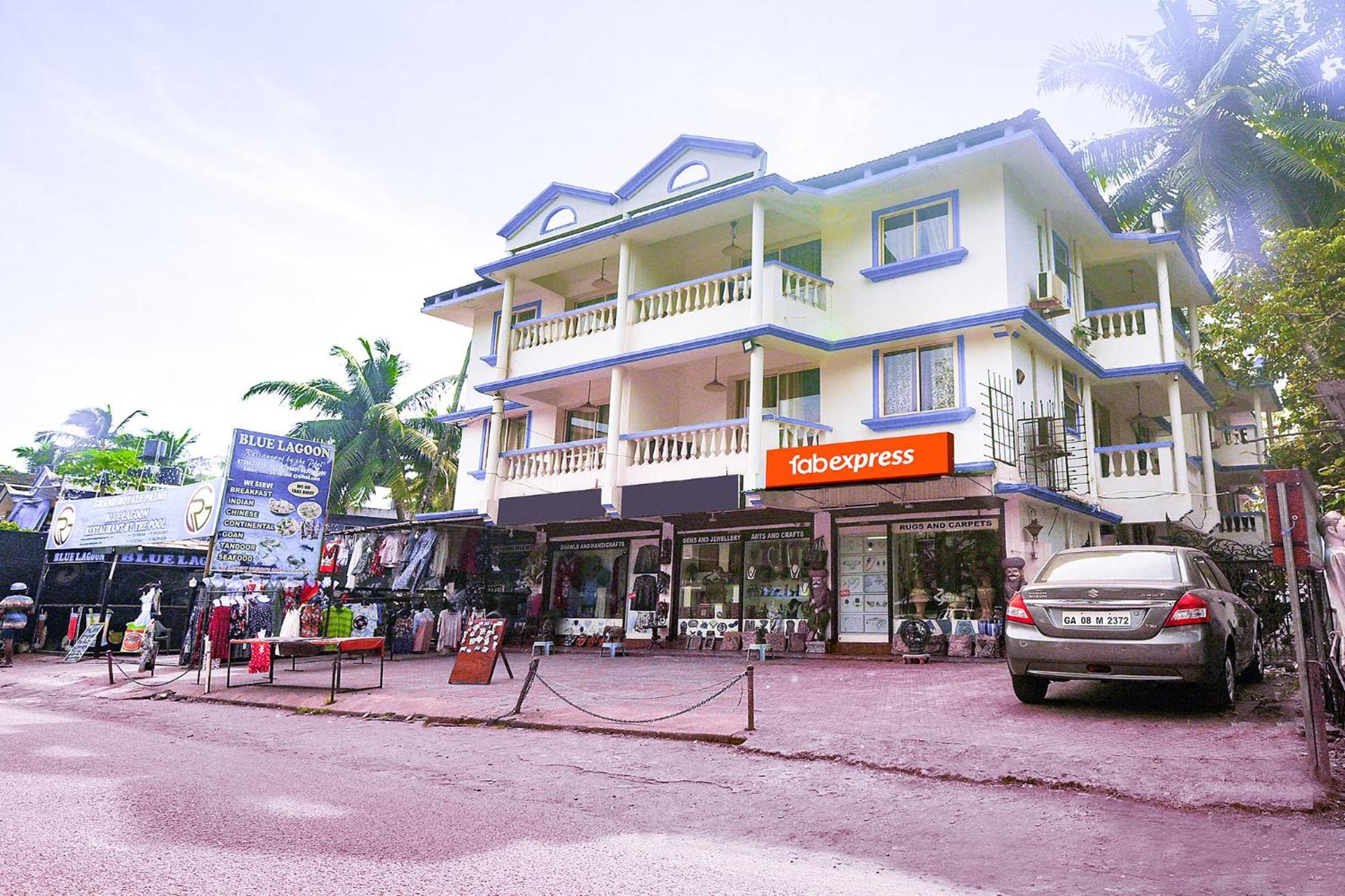 Fabhotel Grand Royal Palms - Nr Hotel 3*